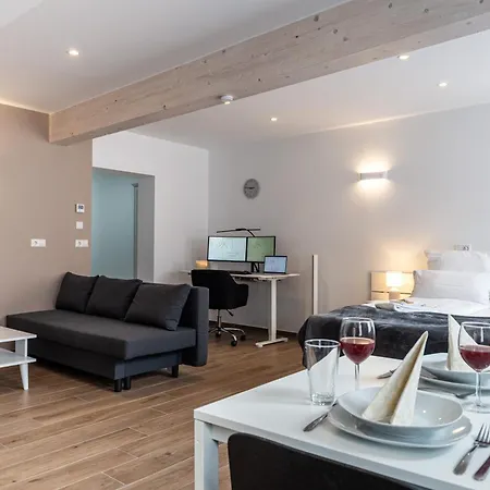 Holiday&stay, Blautopf